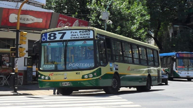 La Línea 87, que atraviesa Villa Ortúzar, tendrá solo 3 servicios diarios hacia y desde Chacarita