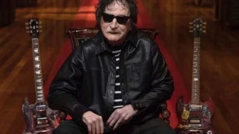 En el día de su cumpleaños, realizarán la «Noche de Charly García» en Villa Ortúzar, con proyecciones de sus shows